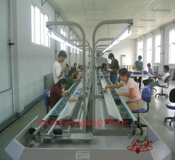 自动插件横移机