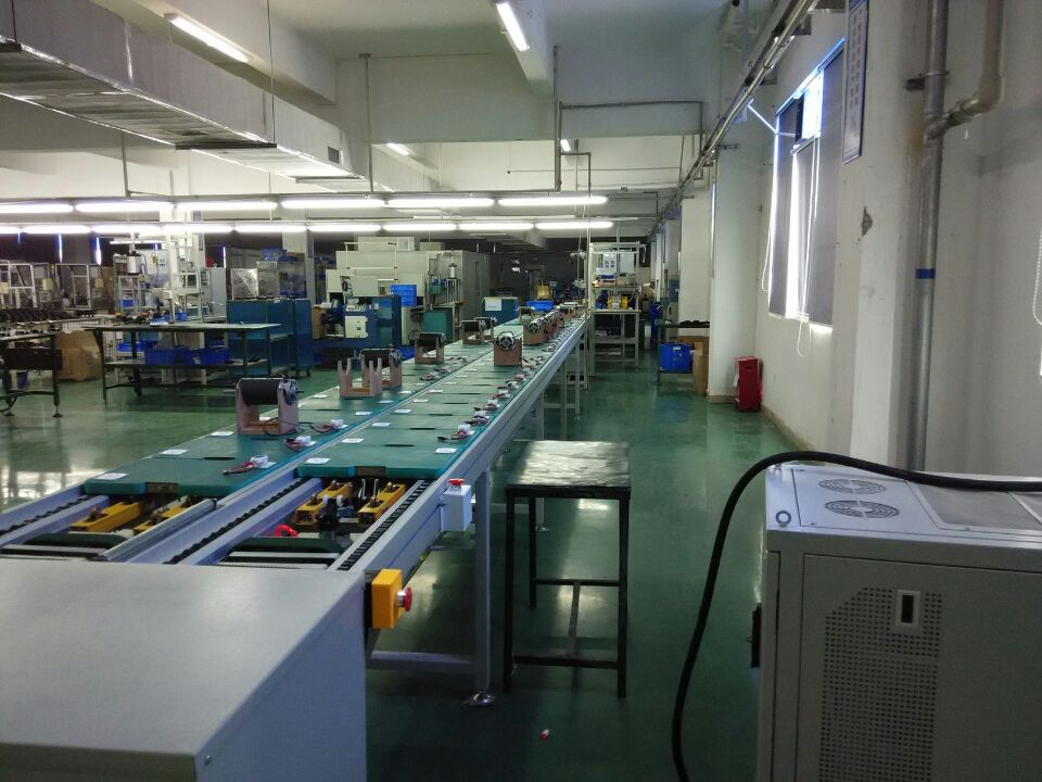 跑步机马达组装线