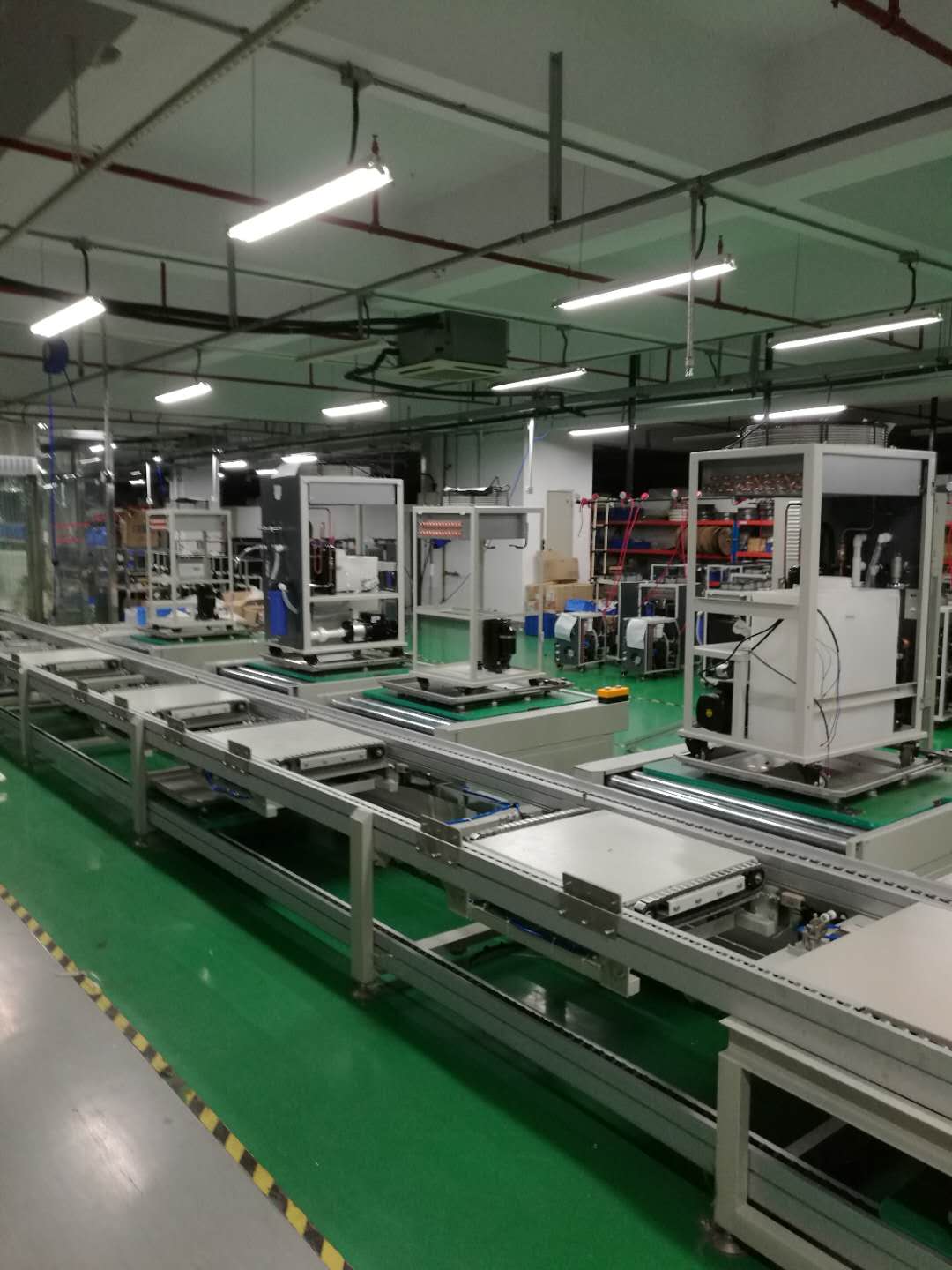 大族激光制冷机组装线