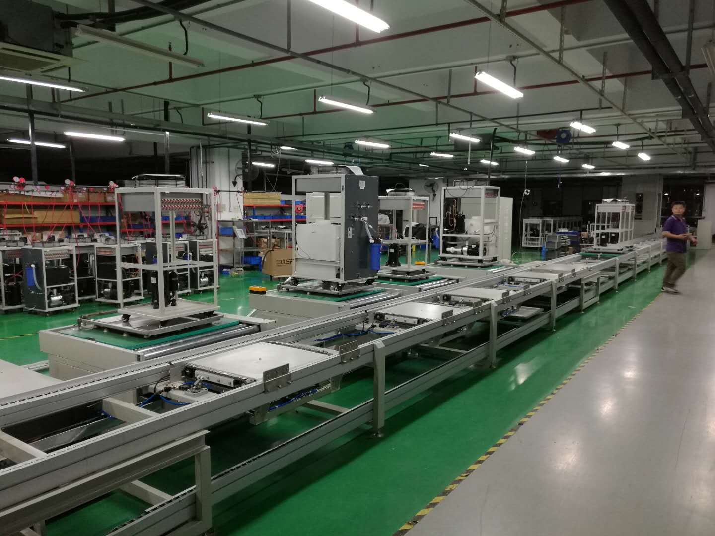 大族激光制冷机组装线