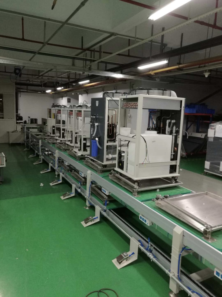 大族激光制冷机组装线