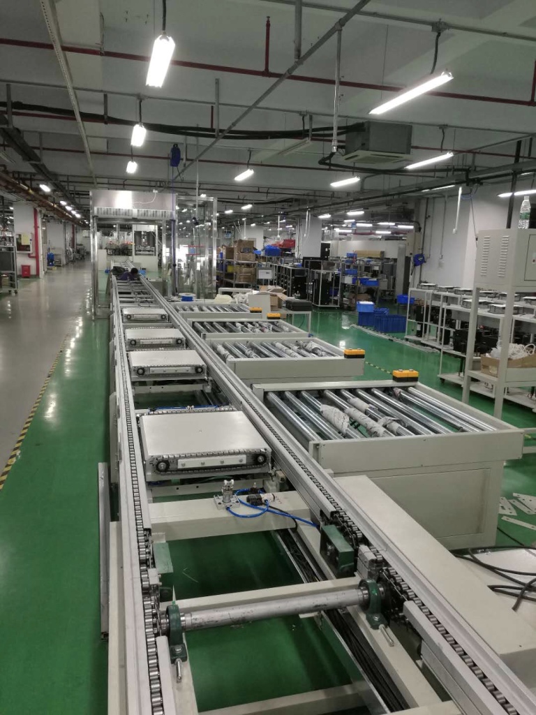 大族激光制冷机组装线